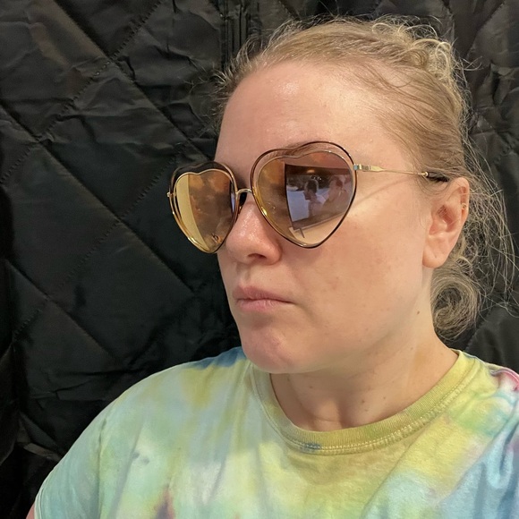 Chloe Heart-Shaped Sunglasses with case - Picture 7 of 11